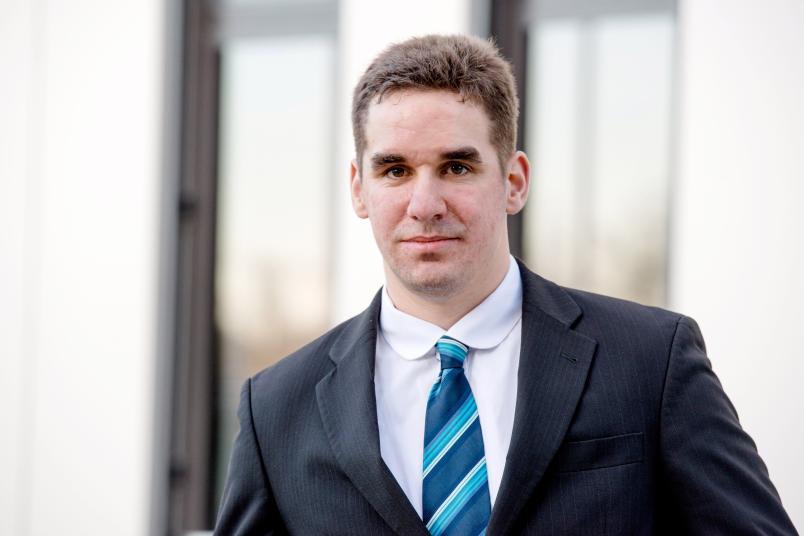 Dritter Inhaber der PWC-Stiftungsprofessur: Jens Günther