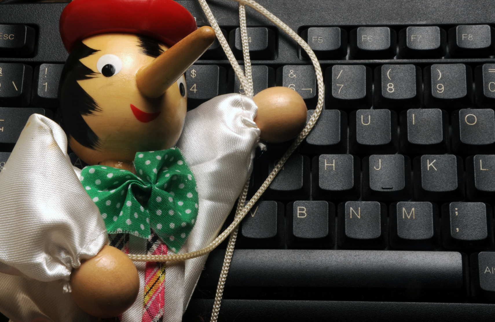 Pinocchio auf Tastatur