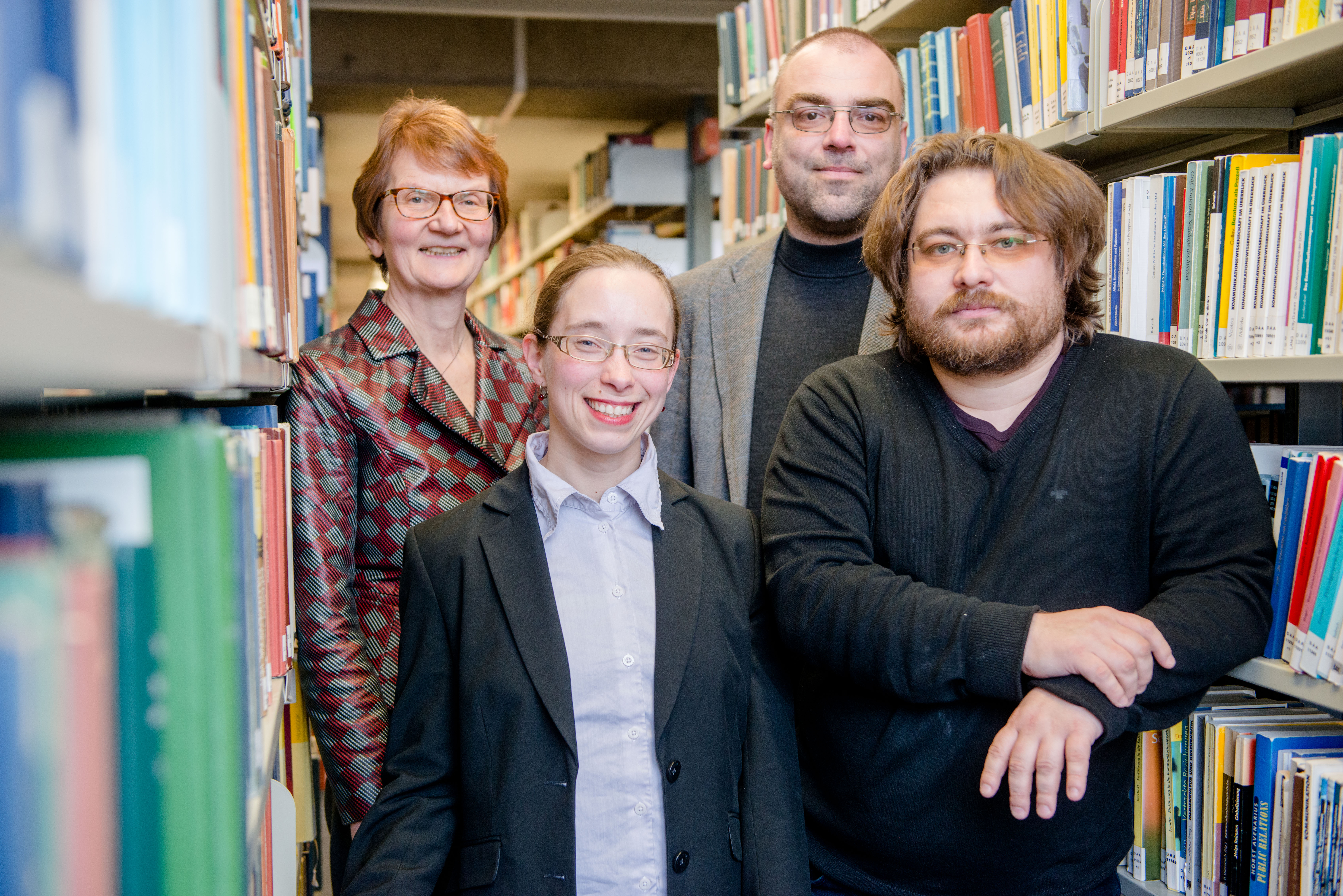 Porträt in der Bibliothek