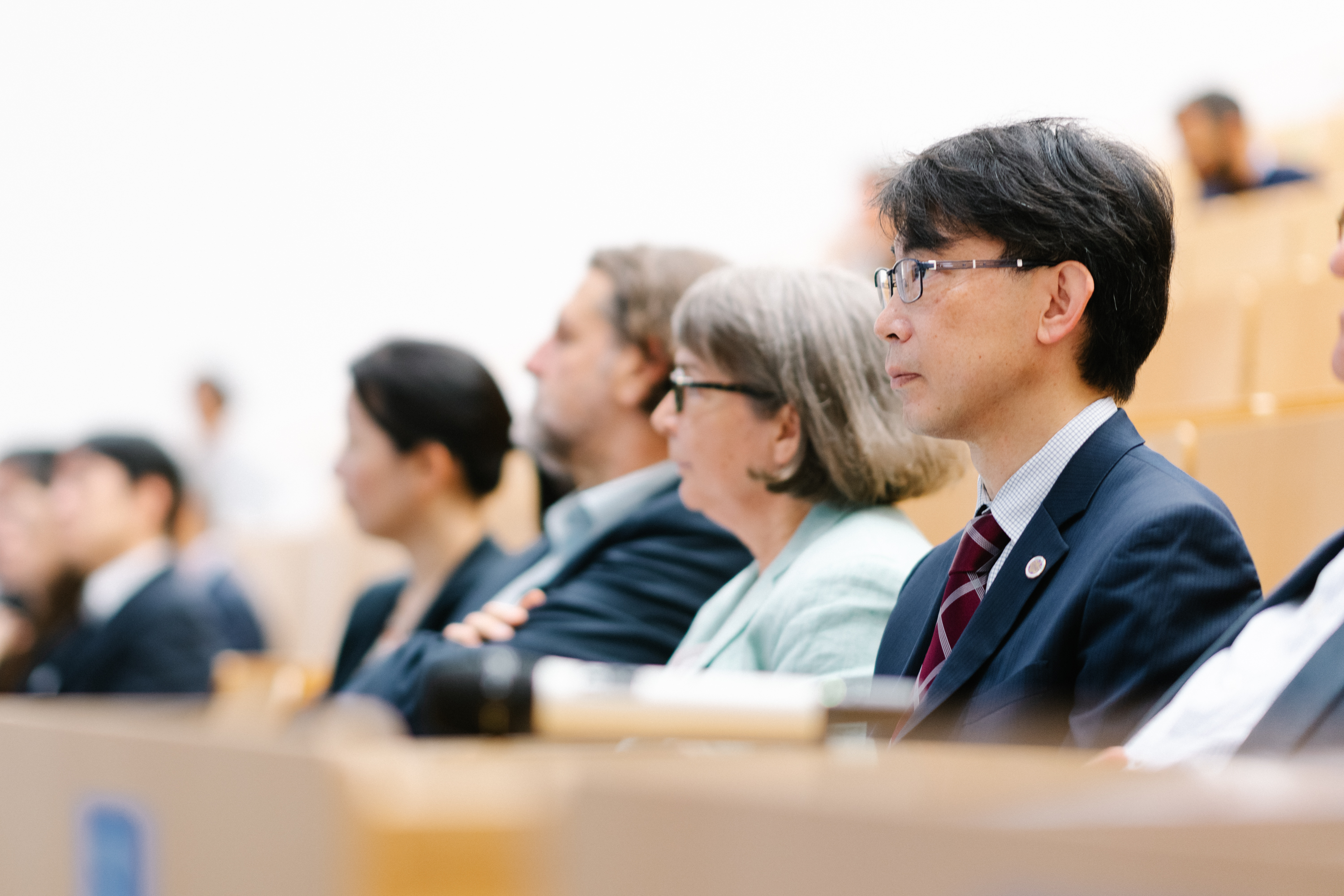 Zuhörer in einem Hörsaal