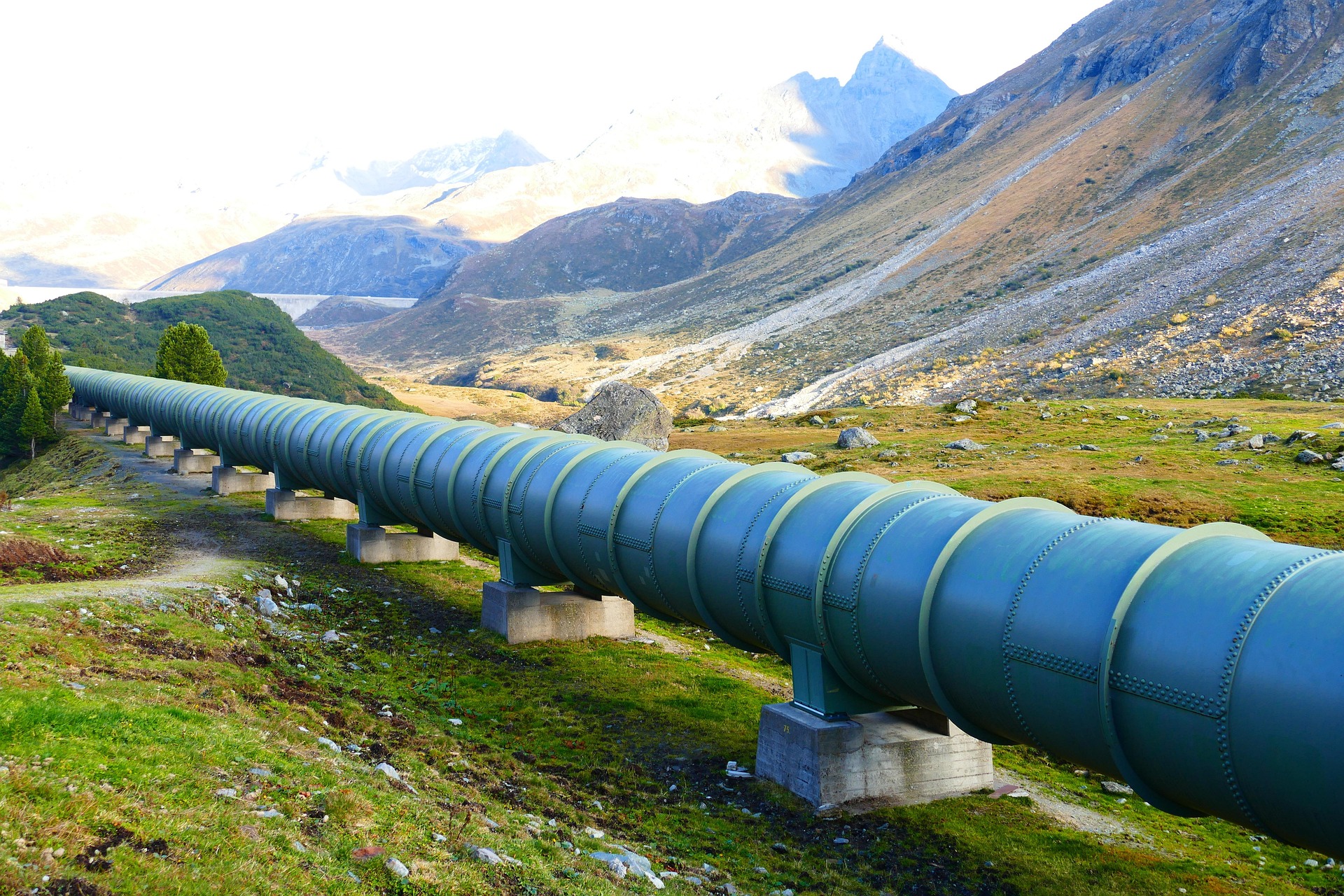 Pipeline durche in weites Land