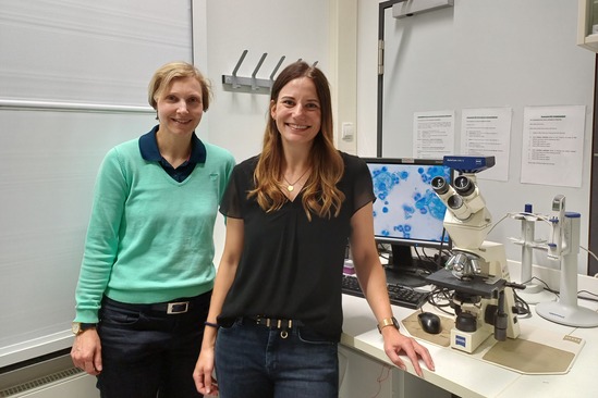 Daniela Wenzel und Erstautorin Jennifer Dietrich