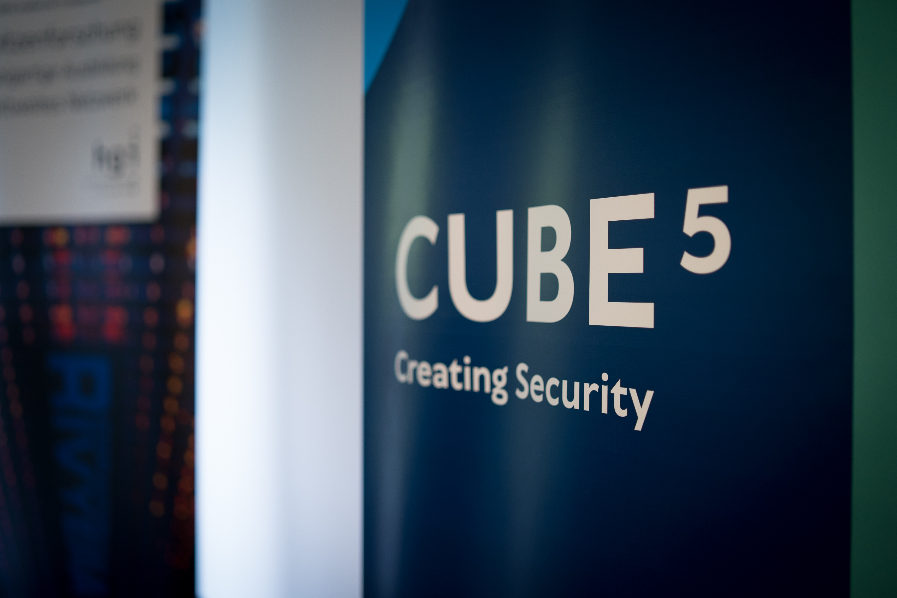 Logo von Cube 5