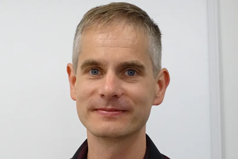 Porträt des Astrophysikers Benjamin Joachimi