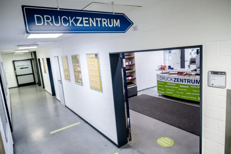 Eingangsbereich des Druckzentrums im Verwaltungsgebäude der Ruhr-Universität Bochum