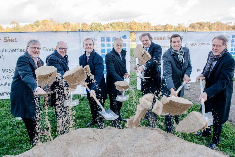 Spatenstich für den neuen Forschungsbau Proteindiagnostik an der Ruhr-Universität Bochum