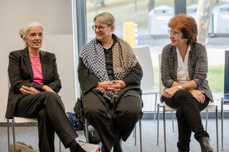 Isabel Pfeiffer-Poensgen, Barbara Welzel und Martina Havenith (von links)