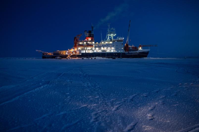 Polarstern im Eis