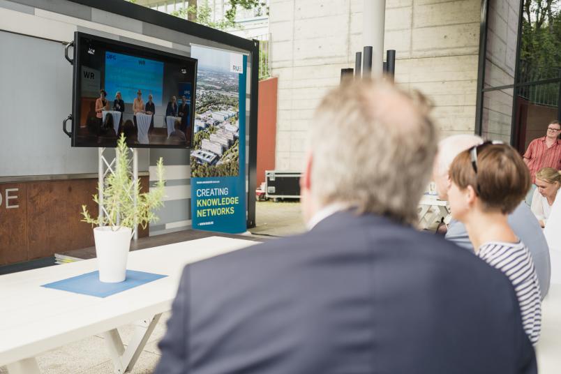 Mit Spannung wird im Sommer 2019 die Entscheidung im Rennen um die Auszeichnung als Exzellenzuniversität verfolgt. Leider reicht es für die RUB nicht.