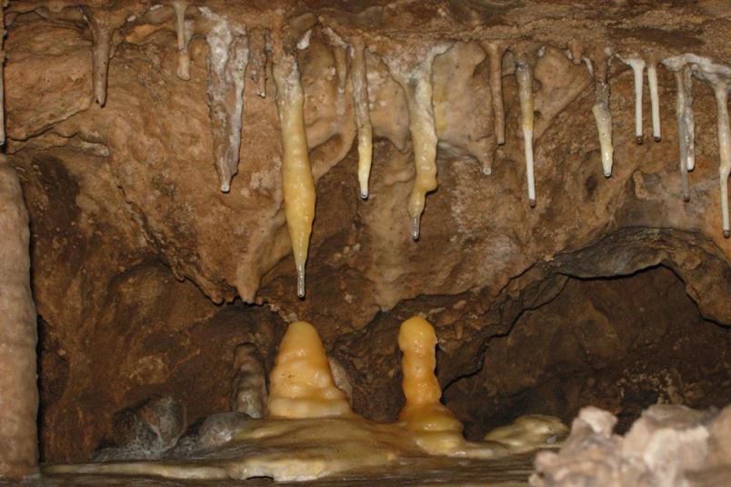 Höhle