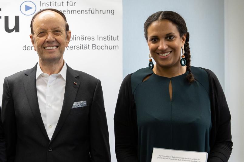 Ein Mann und eine Frau