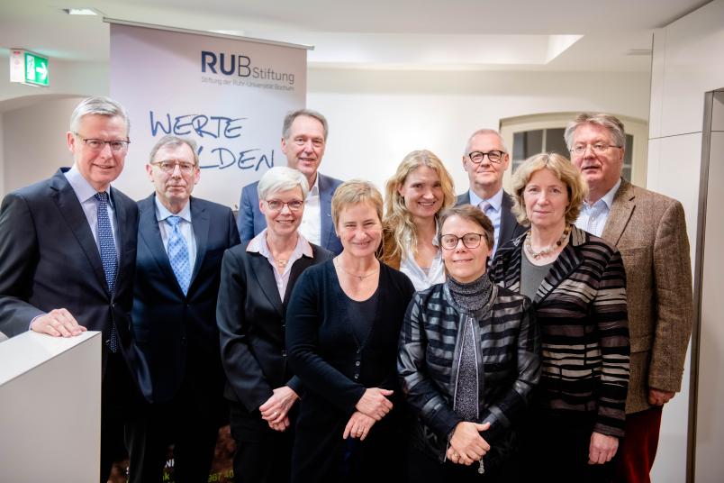 Mitglieder des Kuratoriums und des Vorstands der Stiftung (von links): Georg Schachner, Hans-Paul Bürkner, Kornelia Freitag, Axel Schölmerich, Bettina Jorzik, Britta Freis, Christina Reinhardt, Thomas Kempf, Birgit Fischer und Rüdiger Frohn