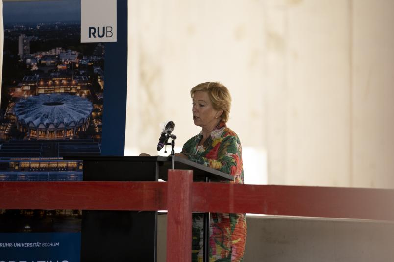 Staatssekretärin Annette Storsberg aus dem NRW-Wissenschaftsministerium