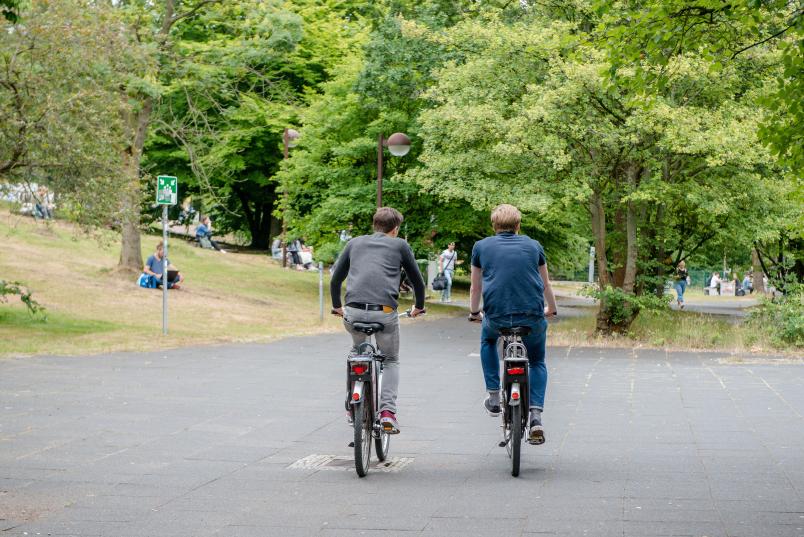 Verkehrswende: Zwei Fahrradfahrer