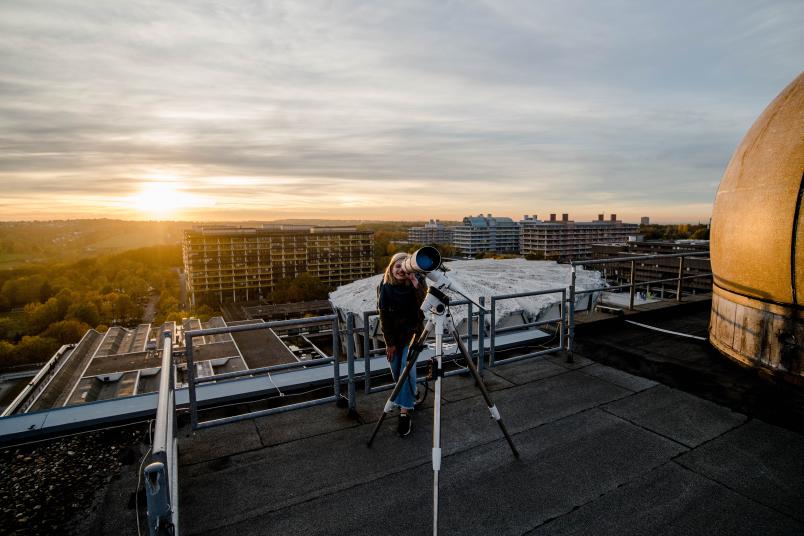 Astronomie: Der Blick durchs Teleskop lohnt sich immer.