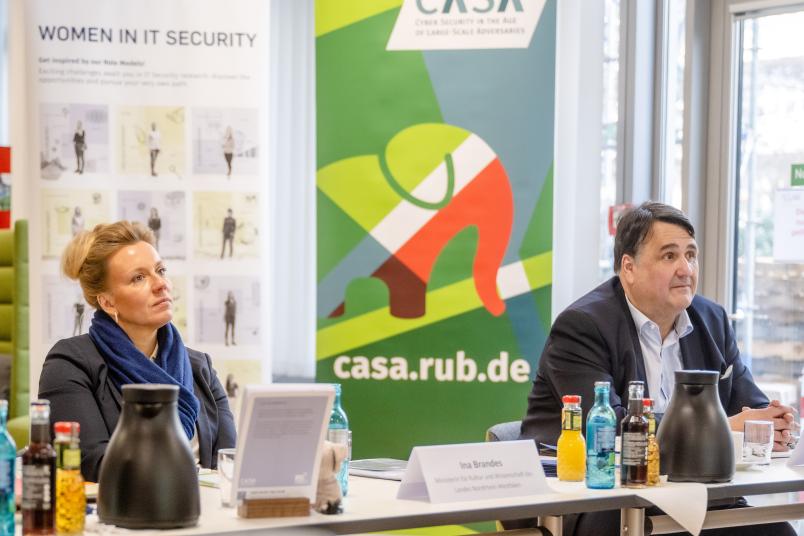 Im Exzellenzcluster CASA gibt es Einblicke in aktuelle und spannende Forschungsthemen.