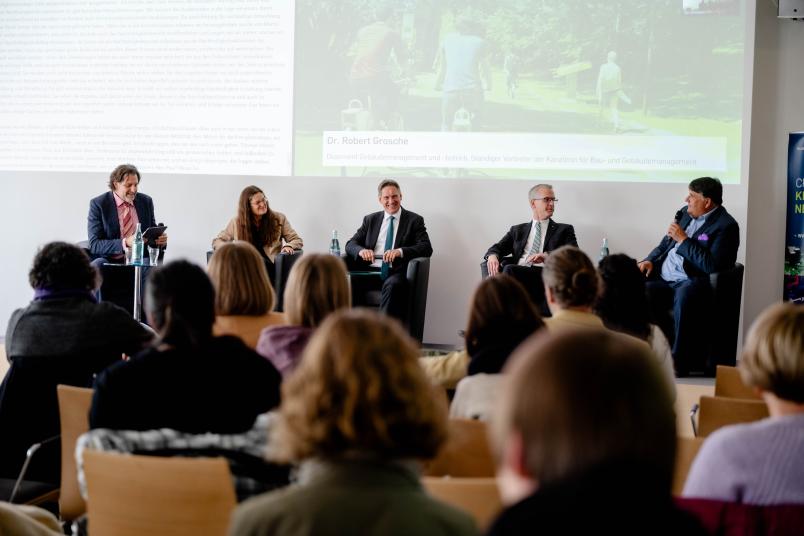 Podiumsdiskussion
