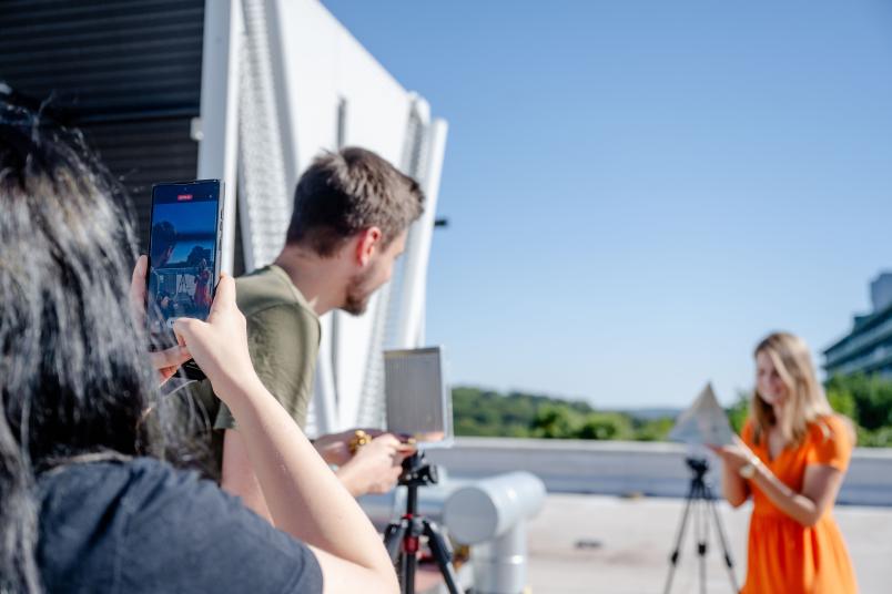Forschende unter freiem Himmel