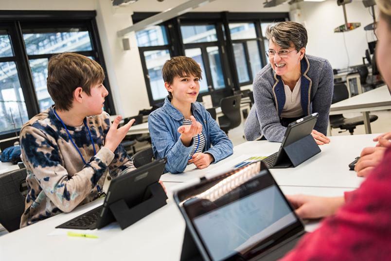 Schülerinnen und Schüler im Schülerlabor