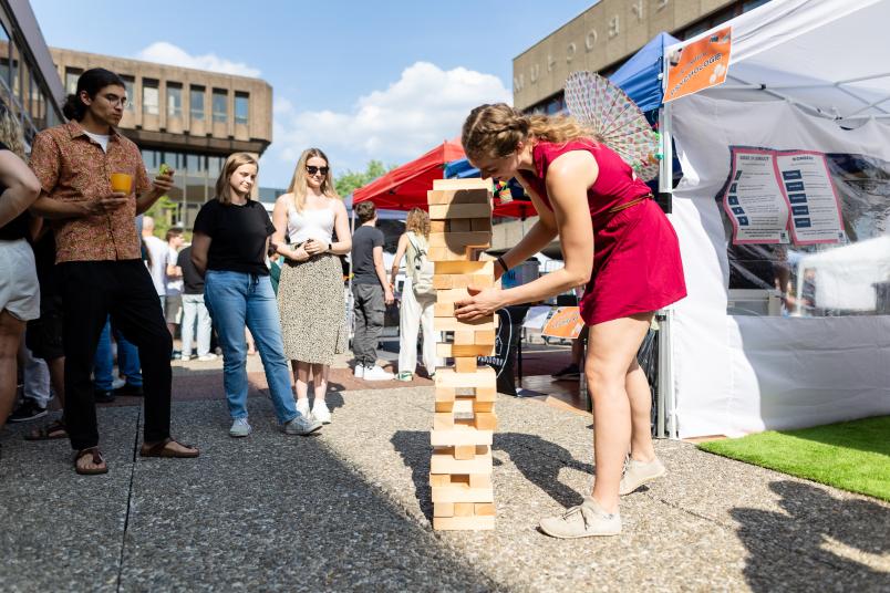 Studentischer Ständemarkt auf dem Nordforum