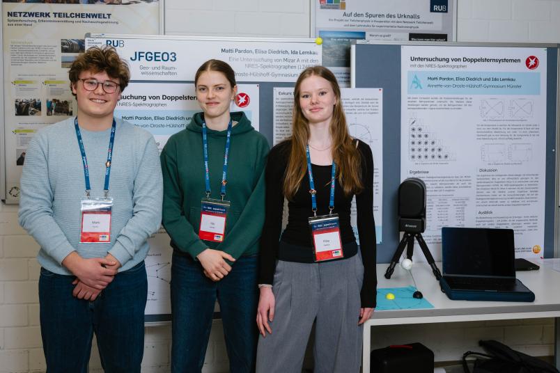 Fotos der Siegerinnen und Sieger im Landeswettbewerb Jugend forscht an der Ruhr-Universität Bochum