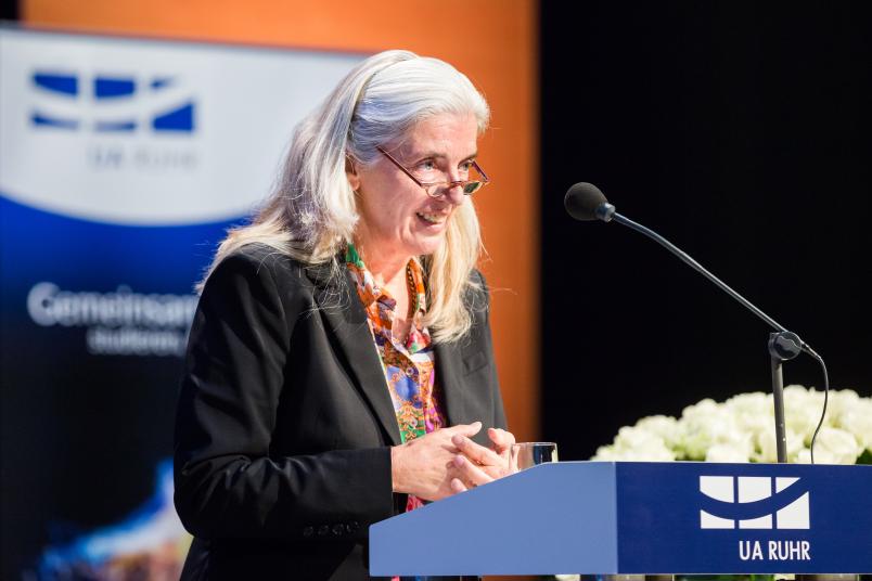 Grußwort der NRW-Wissenschaftsministerin Isabel Pfeiffer-Poensgen