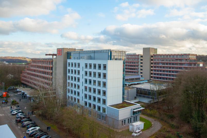 Die Hochschule Bochum wurde sechs Jahre nach der RUB in unmittelbarer Nachbarschaft gegründet.