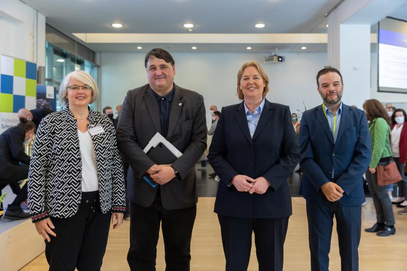 Haben den Teachers' Day gemeinsam eröffnet (von links): Gabriele Bellenberg, Martin Paul, Bärbel Bas, Björn Rothstein