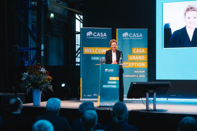 Ministerin Ina Brandes hält Rede