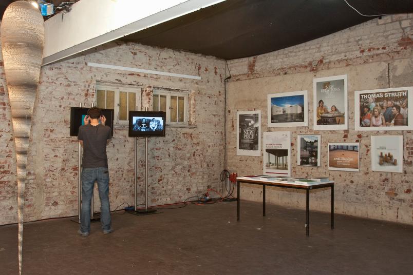 Im C60 sind unter anderem Publikationen und Projekte der Kunsthistoriker und der Kunstsammlungen zu sehen.