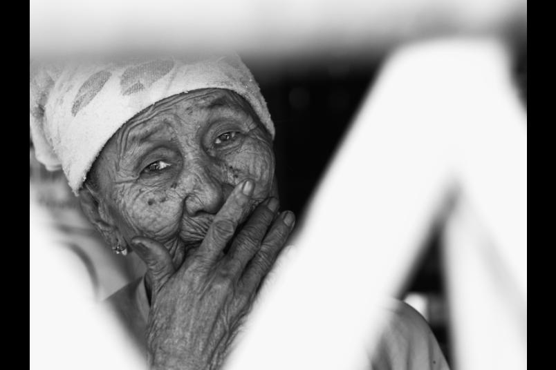 Alte Frau im Flüchtlingscamp Mae La