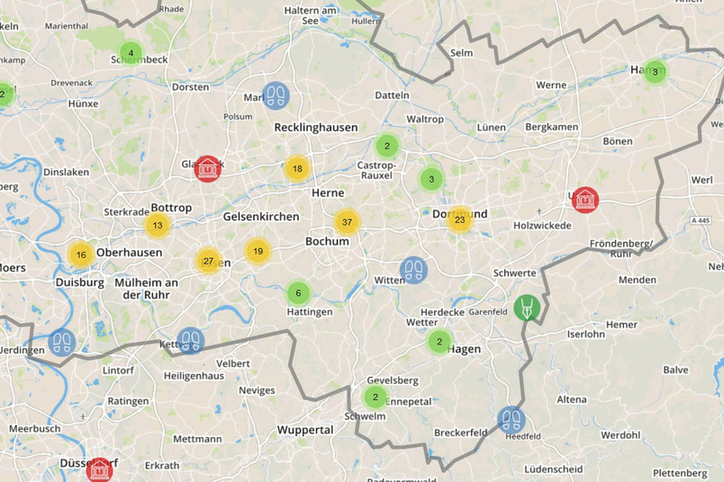 Die Karte bildet in Grün Autoren, in Rot Institutionen und in Blau Schauplätze im Ruhrgebiet ab.