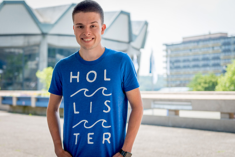 Das notwendige Wissen hat er sich selbst angeeignet: Jan-Niklas Freundt entwickelt Apps seit seinem 15. Lebensjahr.