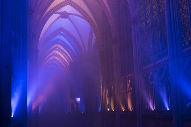 Lichtinstallation im Kölner Dom