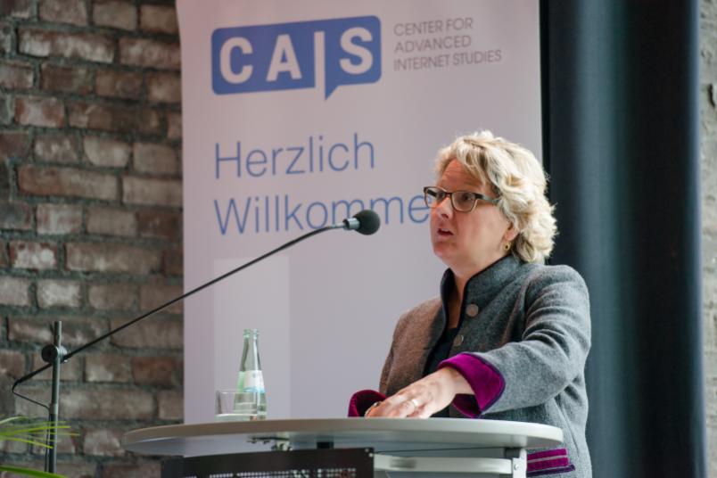 Svenja Schulze am Rednerpult.