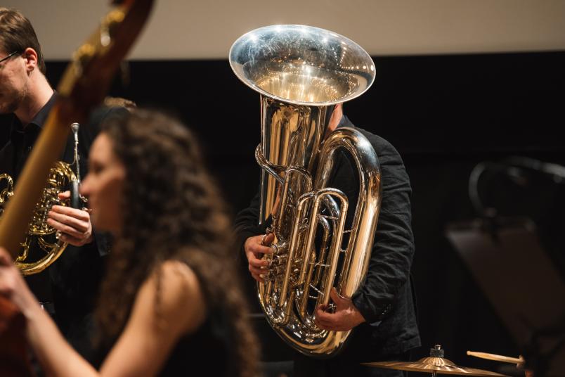 Musiker bei einem Konzert