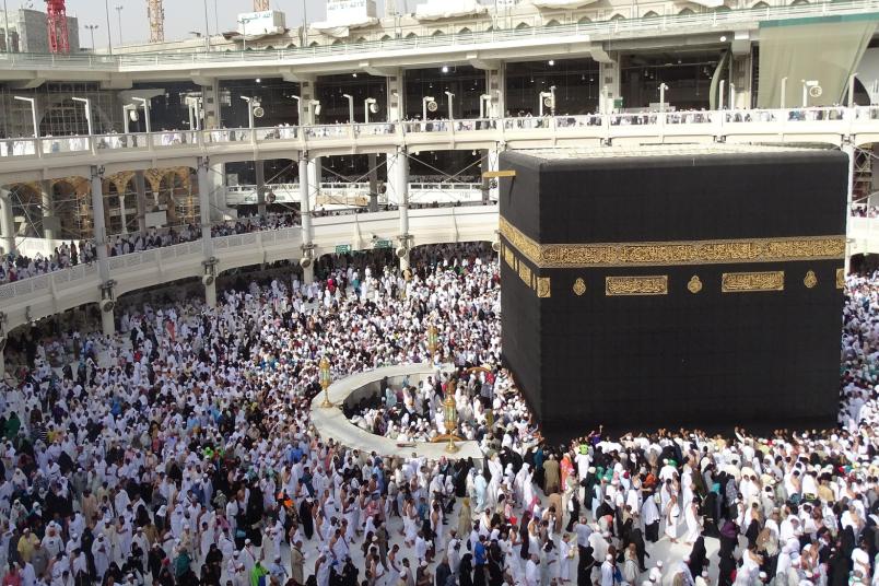Moslems pilgern zur Kaaba in Mekka