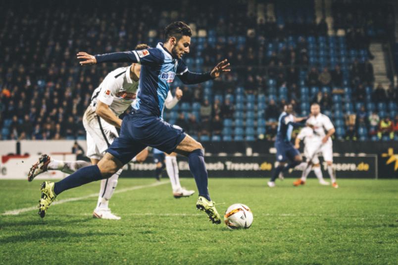 Profifußballer beim Spiel