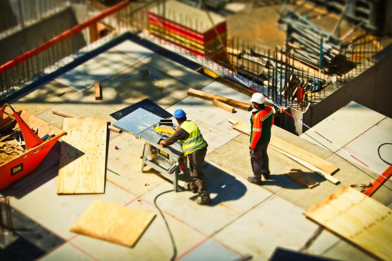 Arbeiter auf einer Baustelle
