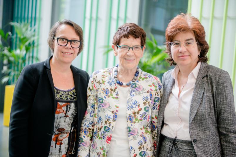 Gruppenbild mit Christina Reinhardt, Rita Süßmuth und Martina Havenith