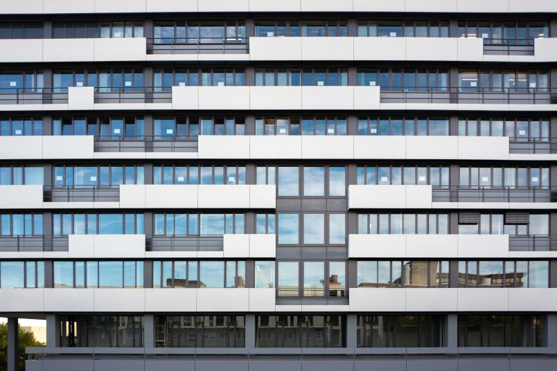 Detailaufnahme der Fensterfronten von IA