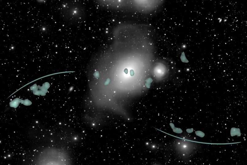 
	Der Wasserstoff (grün) um die Galaxie NGC 1316 verteilt sich entlang von zwei Filamenten nördlich (links) und südlich der Galaxie. Zusätzliche Klumpen aus Wasserstoff um NGC 1316 sind nicht zwangsläufig Teile der Filamente. Die Daten des Hintergrundbildes stammen vom Fornax Deep Survey und wurden mit dem VST-Teleskop der Europäischen Südsternwarte aufgenommen.
