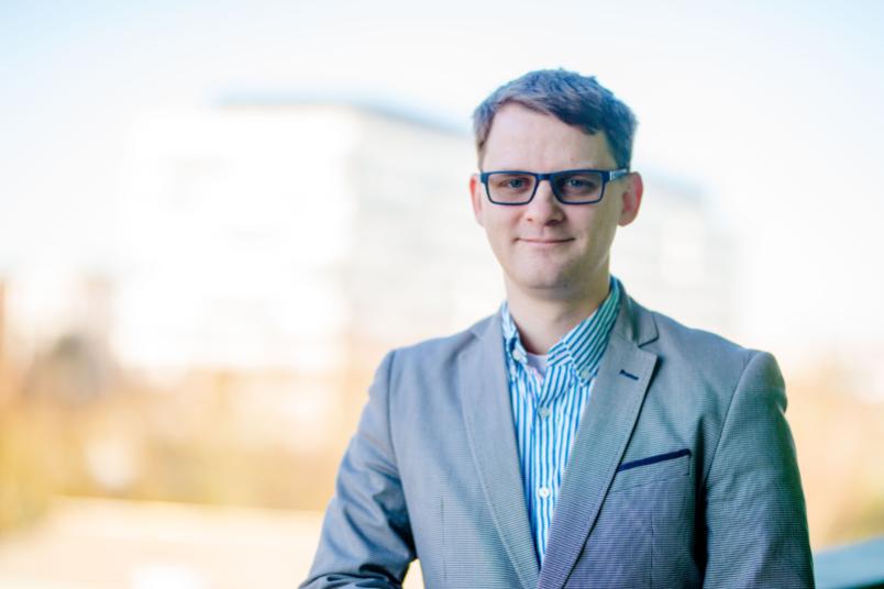Porträt von Ulf-Peter Apfel