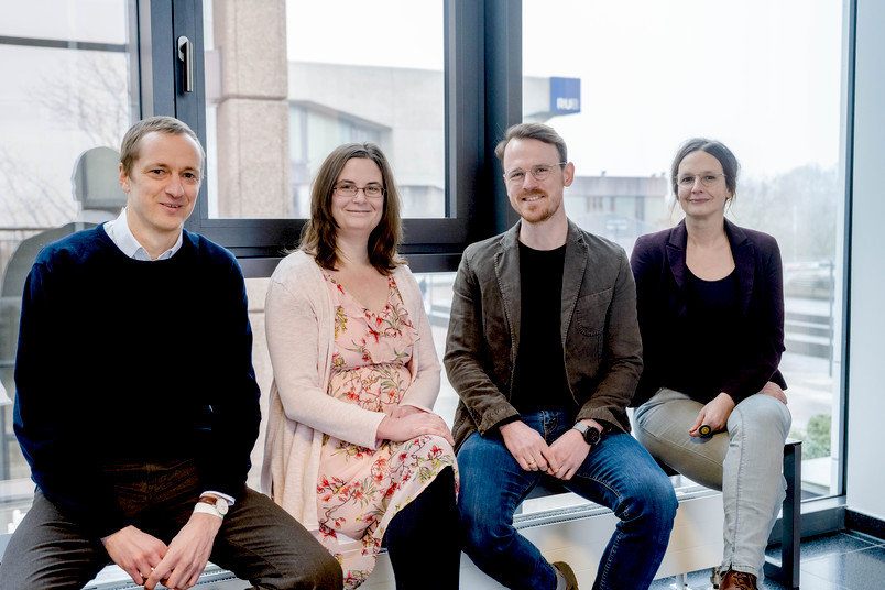 KI: Das Bochumer Team mit Projektleiter Peter Salden, Nadine Lordick, Jonas Loschke und Maike Wiethoff (von links)