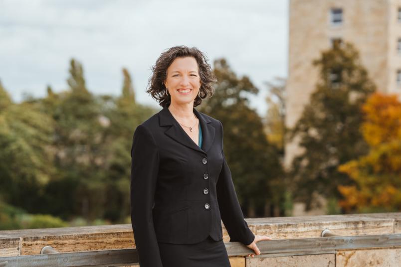 Porträt Heather Hofmeister