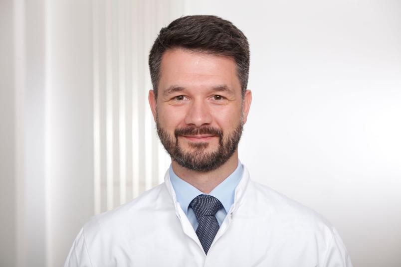 Medizin: Porträt Christian Baues, er ist Experte für Strahlentherapie.
