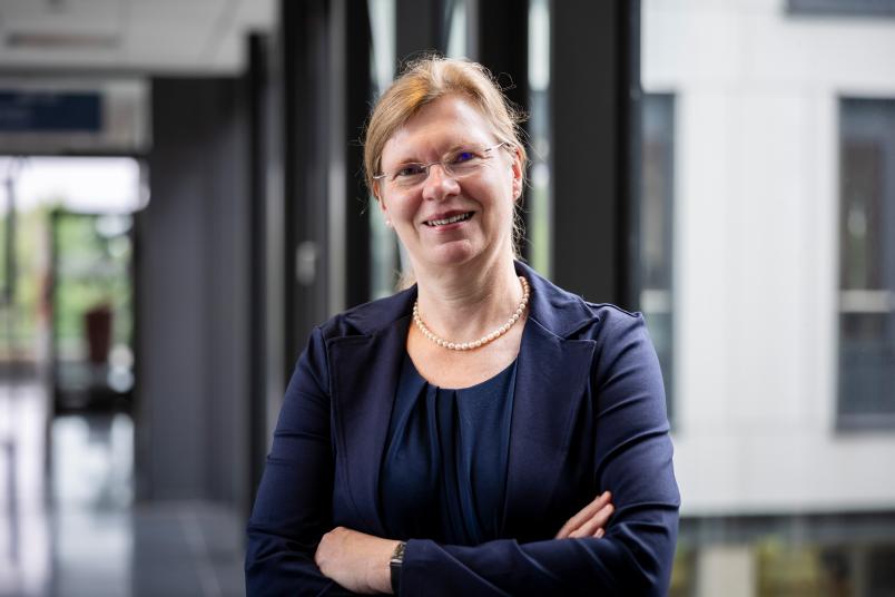 Porträt Prof. Hein-Kircher