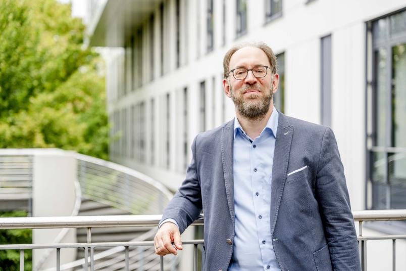 Porträtfoto von Joachim Horvath an der Ruhr-Universität Bochum