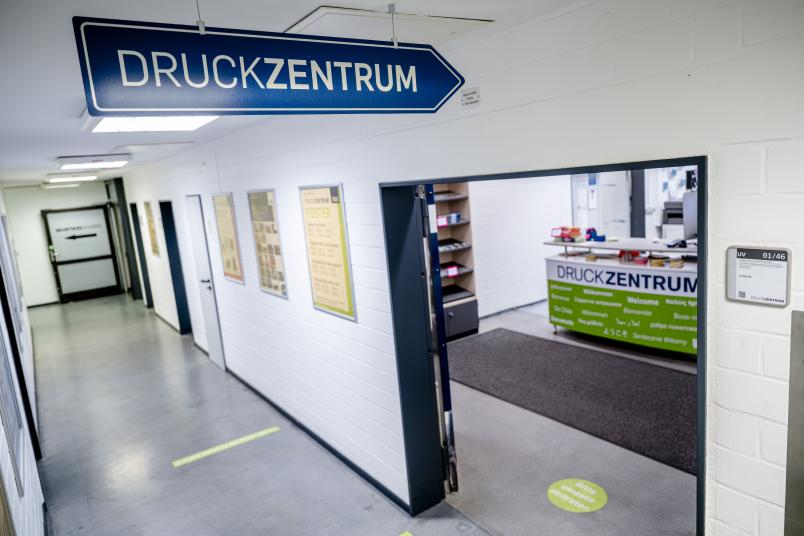 Eingangsbereich des Druckzentrums im Verwaltungsgebäude der Ruhr-Universität Bochum