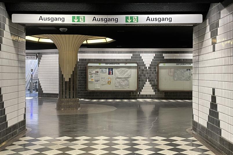 U-Bahnhaltestelle am Bergbau-Museum